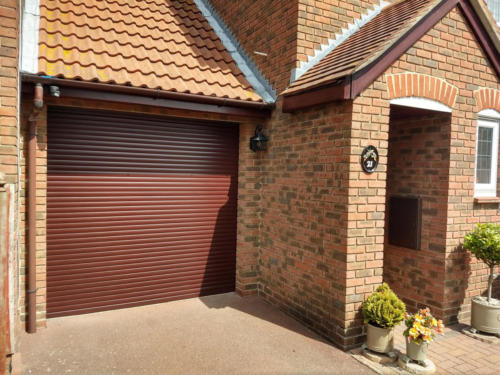 Rosewood electric garage door